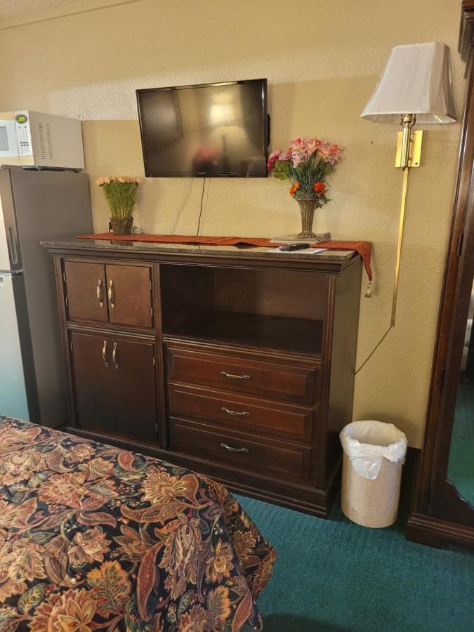 Express Inn And Suites Гастония Экстерьер фото